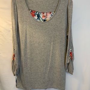 Relaxed fit tunic